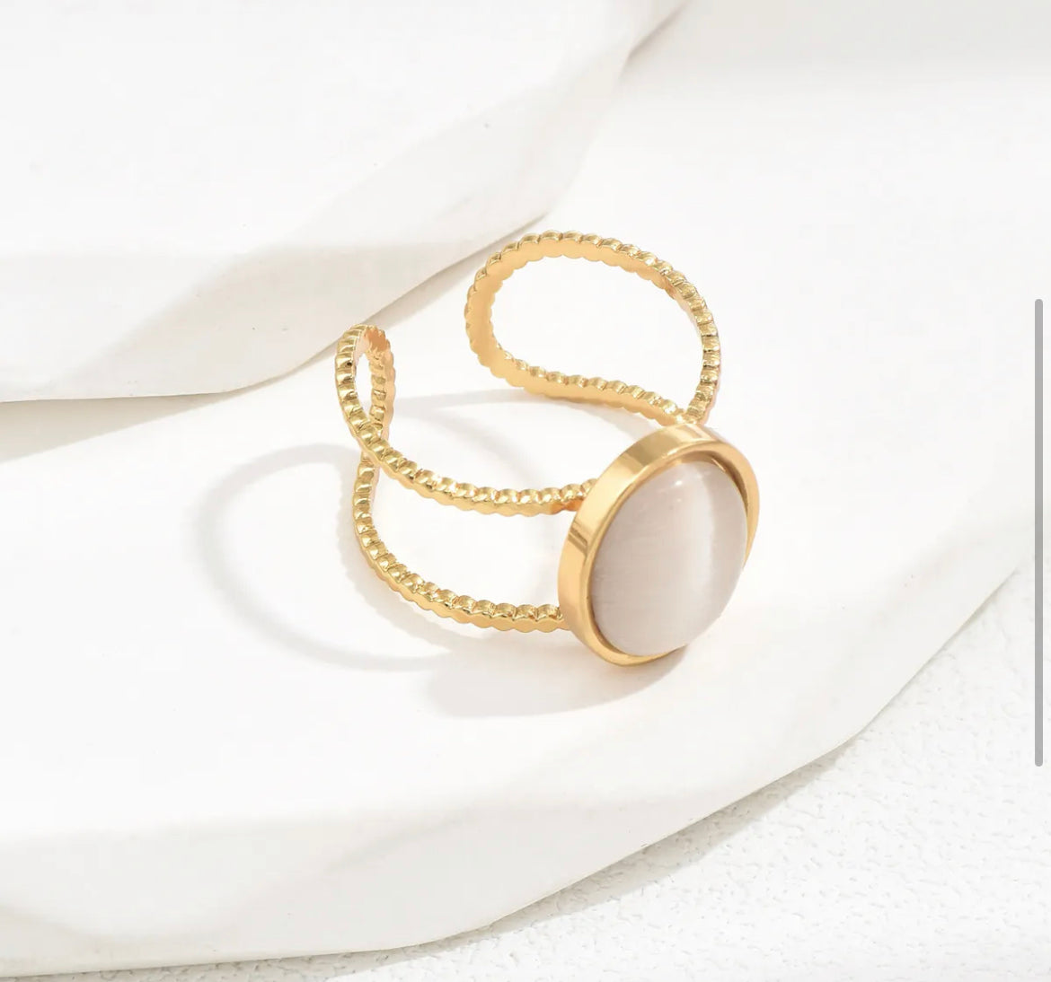 Oval Ring